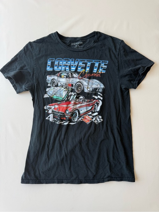 Chemistry Other - Chemistry Black Graphic Corvette Tee with Red & Blue Car Art